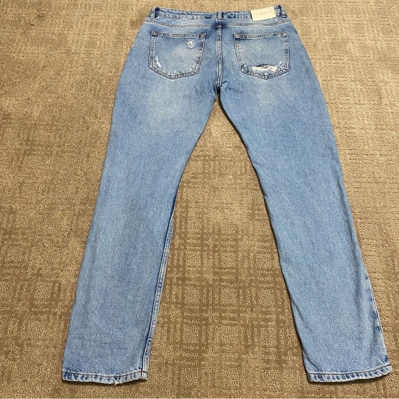 {Zara} Basic Z1975 Denim | Distressed Jeans - Size 6 - Picture 4 of 16